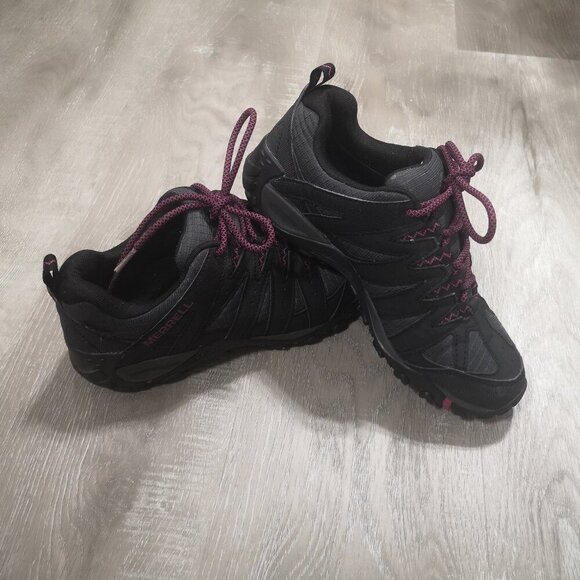 Merrell Ladies Size 8 Air Cushioned Gore-tex Performance Footwear - Picture 1 of 10